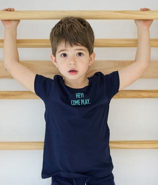 T-Shirt HEY! COME PLAY. 